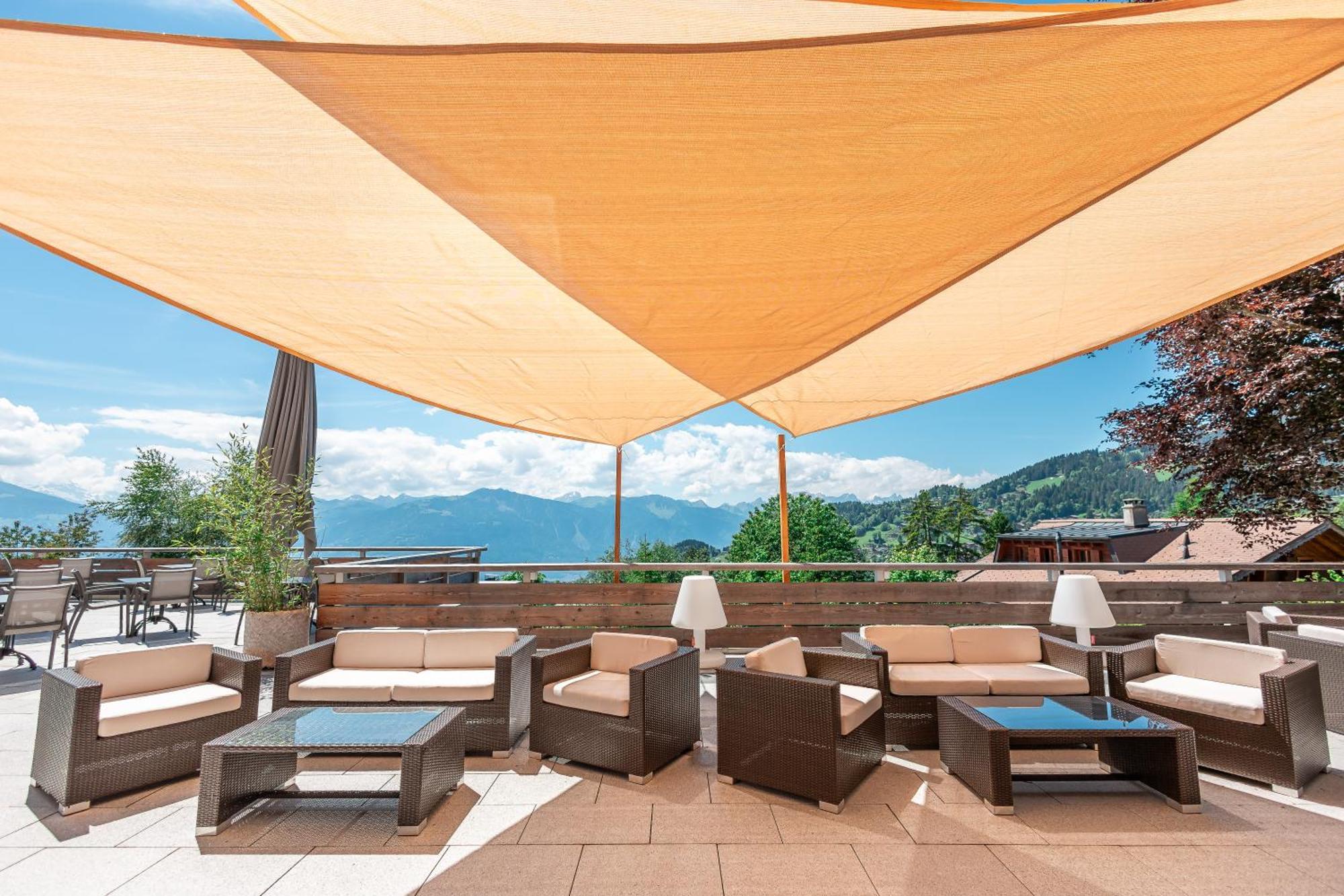 Viu Hotel Villars 外观 照片